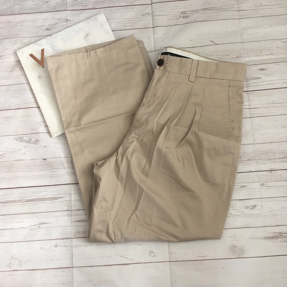 wrinkle resistant khaki pants